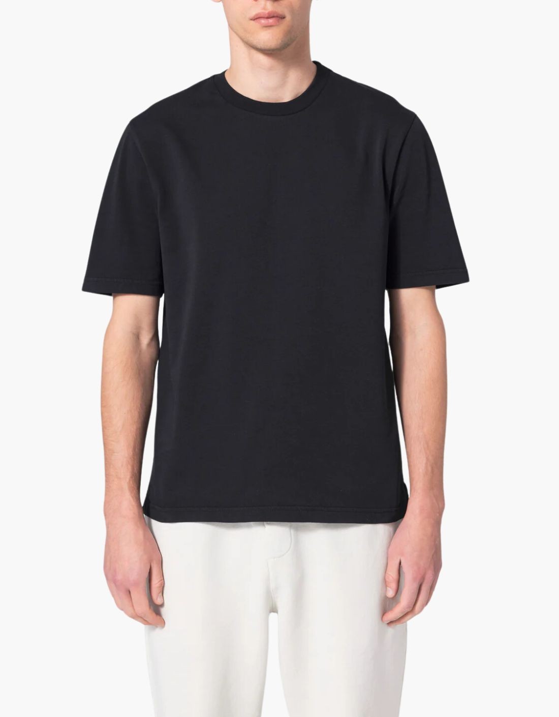 "Basic U" short-sleeved cotton T-shirt