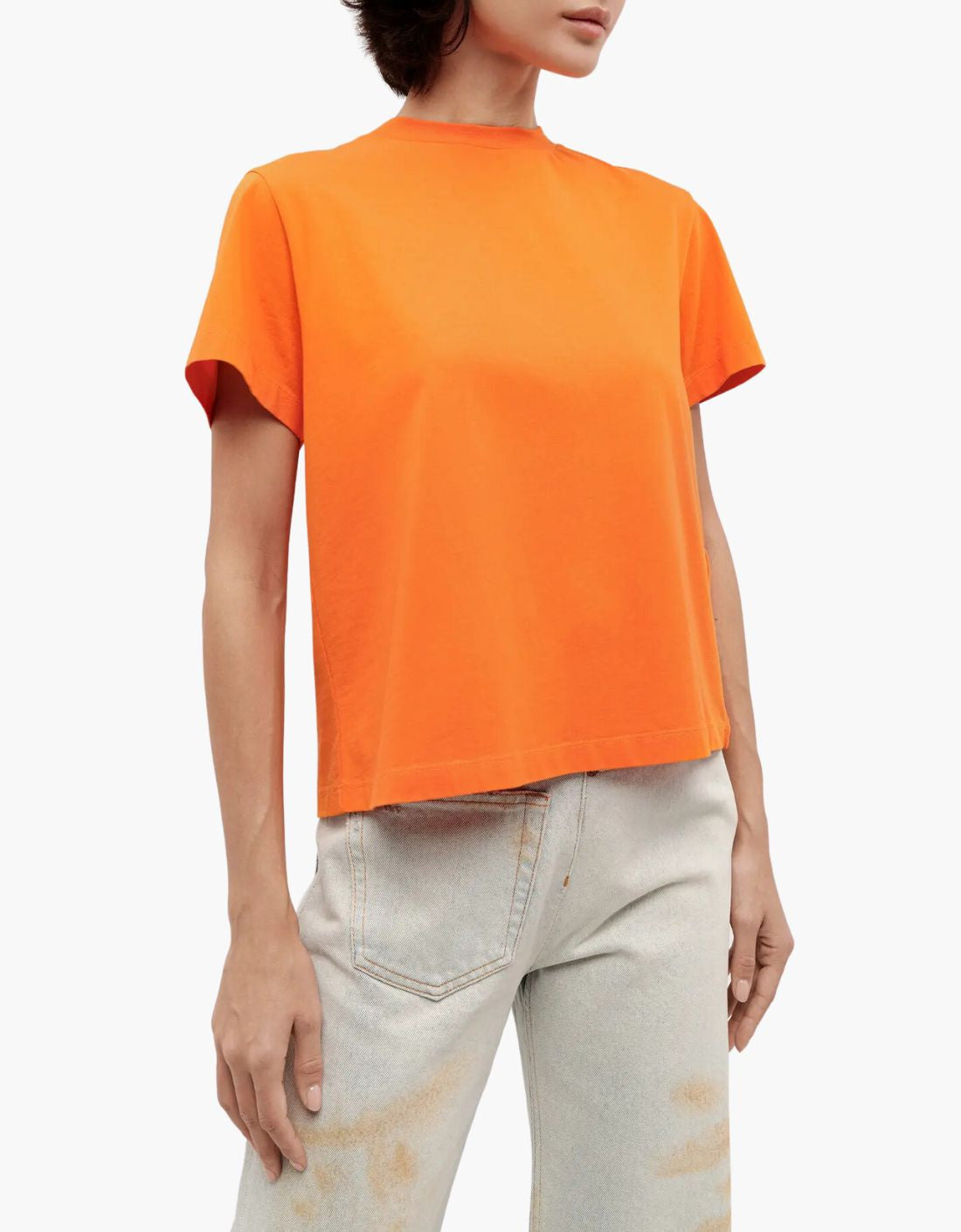 Back hook t-shirt