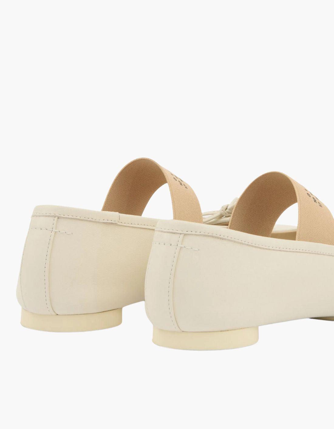 Bailarina Anatomic cuero - MM6 CREMA