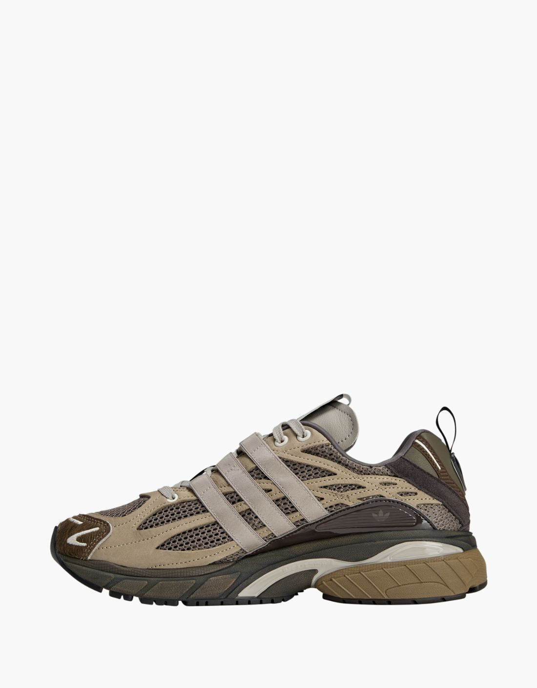 Zapatilla "Adistar Cushion" - ADIDAS X SFTM // Marrón