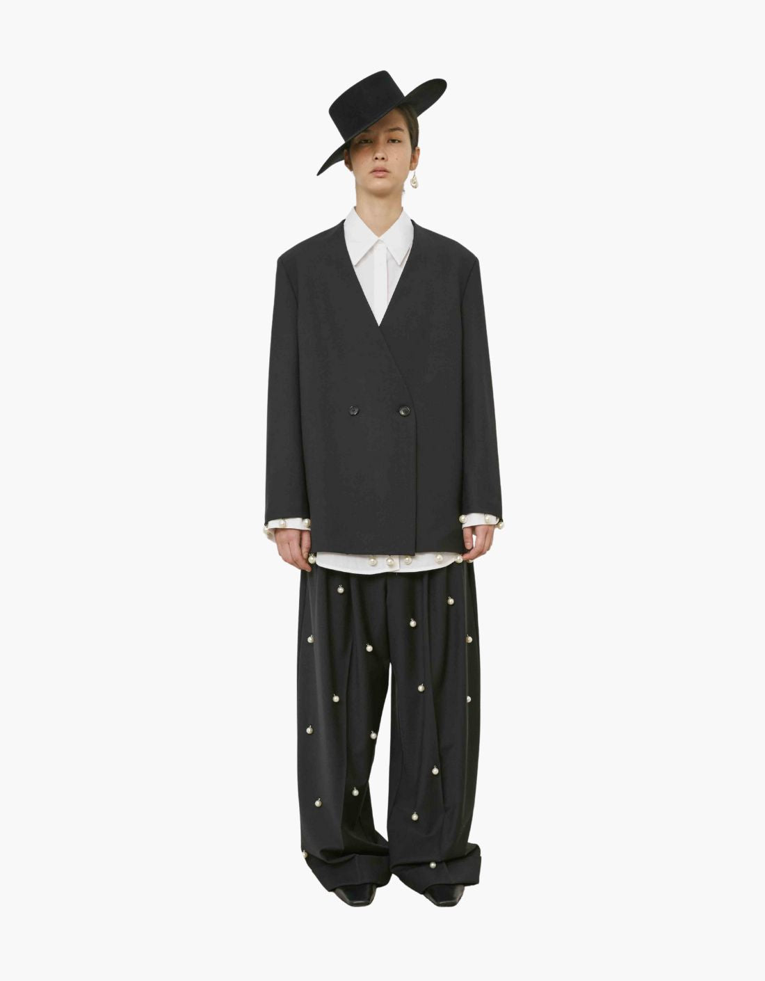 "Isotta" V-neck blazer with pearls