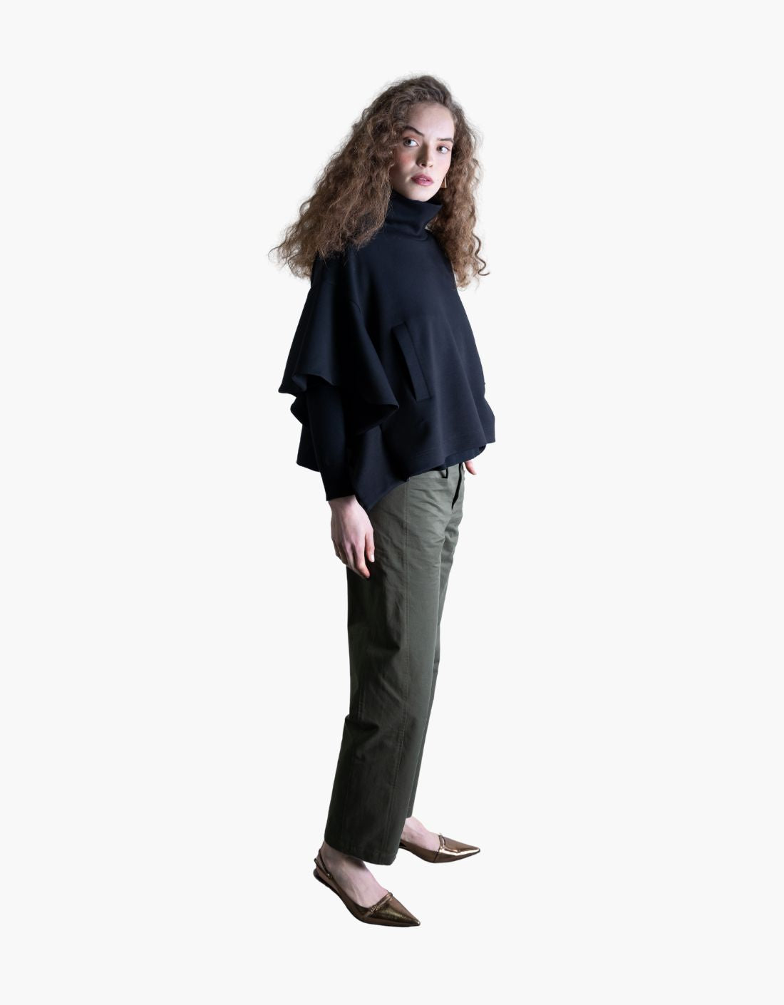 Camiseta poncho cuello alto
